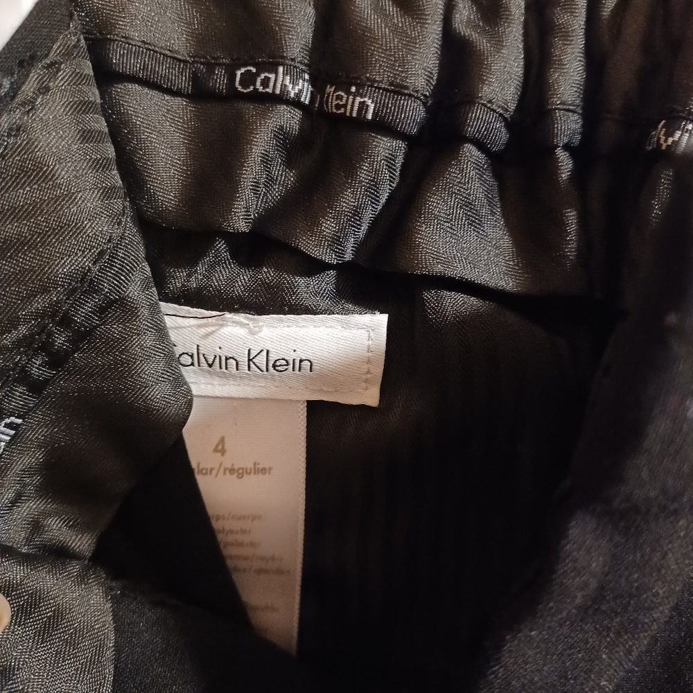 Calvin Klein pant, size 4, Black